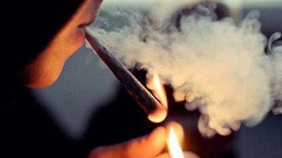 كيف تحمي ابنك من تعاطي المخدرات