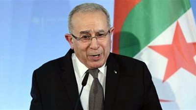 وزير خارجية الجزائر: ملتزمون بإيجاد حلول أفريقية خالصة لمشاكل القارة