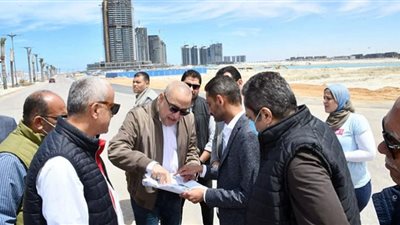 وزير الإسكان يتفقد أعمال تشطيبات أبراج المنطقة الشاطئية بمدينة العلمين الجديدة