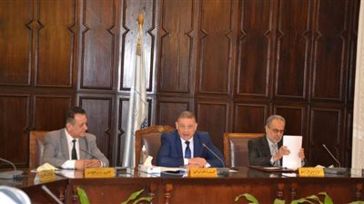 جامعة الإسكندرية تناقش آخر الاستعدادت للتنافس علي جوائز التميز الحكومي