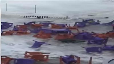 تسونامي الأسكندرية يثير رُعب المواطنين