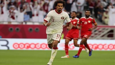 قطر تتقدم علي عمان في الشوط الأول من كأس العرب