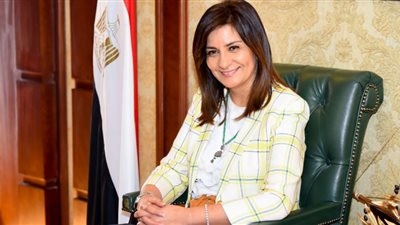 وزيرة الهجرة تشيد بالمواقف الإنسانية للمصريين في الخارج وبمبادرة 