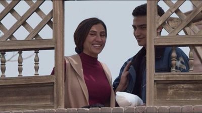 هل يبيع أحمد غزي خالته دينا الشربيني مقابل الفلوس في المشوار؟