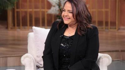 فيديو.. أول ظهور لـ حنان ماضي بعد ارتدائها الحجاب| هل ستعتزل الغناء؟ (تفاصيل)