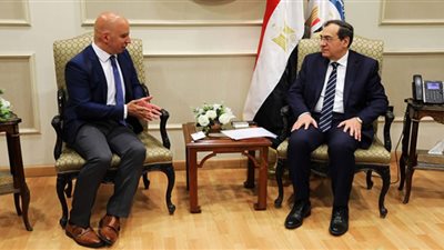 الملا يستعرض جهود ائتلاف جنرال إليكتريك و5 شركات عالمية