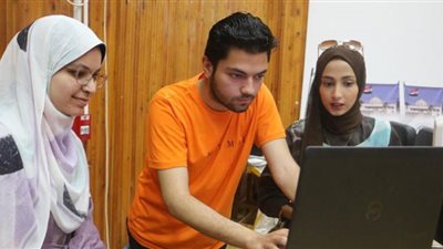 انطلاق مسابقة العباقرة بجامعة قناة السويس