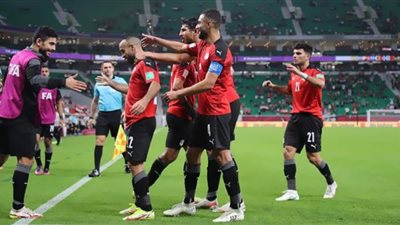 شاهد.. غرفة ملابس المنتخب المصري قبل مواجهة السودان