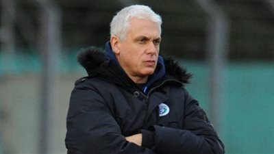 قبل مواجهة مصر .. إصابة مدرب ولاعب السودان بفيروس كورونا