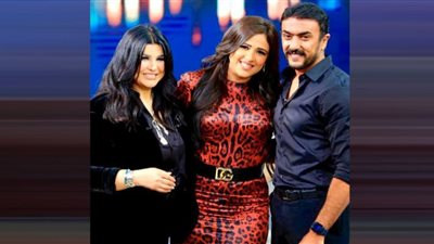 ياسمين عبد العزيز مع منى الشاذلي في هذا الموعد