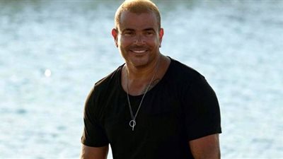 عمرو دياب فى حفل غنائي ضمن فعاليات سباق 