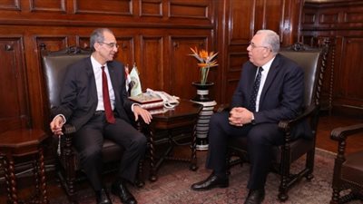 (شاهد) وزير الاتصالات: هدهد يحقق تطوير نوعي فى منظومة الإرشاد الزراعي