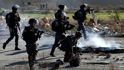 مقتل فلسطيني اقتحم حاجزًا عسكريًا إسرائيليًا بسيارته