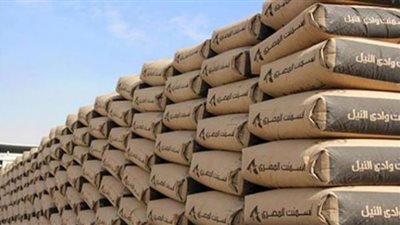 ضبط تاجر خزن 40 طن أسمنت لرفع أسعار مواد البناء