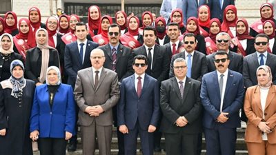 وزير الشباب والرياضة فى حوار مفتوح مع شباب جامعة قناة السويس