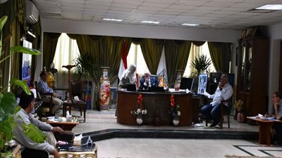 محافظ جنوب سيناء يتابع استعدادات مؤتمر تغير المناخ COP 27