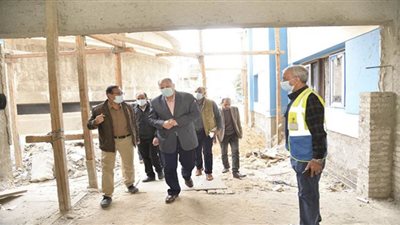 محافظ أسيوط يتفقد أعمال إحلال وتجديد محطة مياه التشيكي