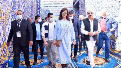 شاهد.. كواليس افتتاح وزيرة الهجرة لخدمات صحية جديدة بمحافظة أسوان