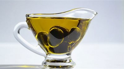 دراسة: يمكن للزيوت غير المشبعة أن تخفض ارتفاع الكوليسترول بنسبة 30%