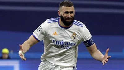 إنجاز شخصي وتفوق تاريخي بأقدام بنزيما أمام مانشستر سيتي في دوري الأبطال