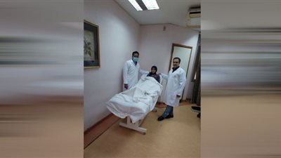 الهرم التخصصي تجري جراحة نادرة لطفلة لاستئصال ورم سرطاني بالكبد