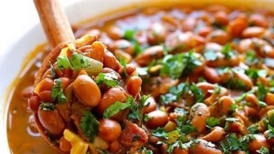 لسحور مغذي.. طريقة تحضير طبق الفول الإسكندراني بالعدس