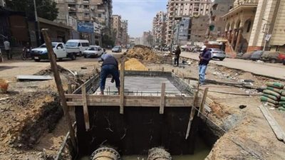 رئيس حى غرب المنصورة يواصل متابعة أعمال رفع كفاءة البنية التحتية