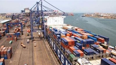 إغلاق ميناء السويس البحري بسبب سوء الأحوال الجومائية