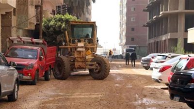 محافظ بنى سويف يتابع أعمال رصف 35 شارع بمدينة بني سويف