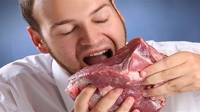 ماذا يحدث لمرضى السكري عند تناول لحم البقر يوميًا.. طبيب يكشف مفاجأة