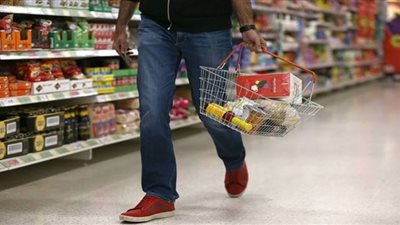 مبيعات التجزئة في البرازيل تتراجع للشهر الثالث