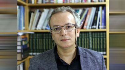 غدًا.. الشاعر محمد الكفراوى يناقش ديوان 