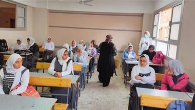 صحة الشرقية توعي طلاب المدارس عن تلقي لقاح كورونا