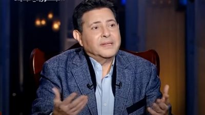 هاني شاكر يعلق على أغنية «شيماء»: لو سوستة صوته حلو هضمه للنقابة (فيديو)