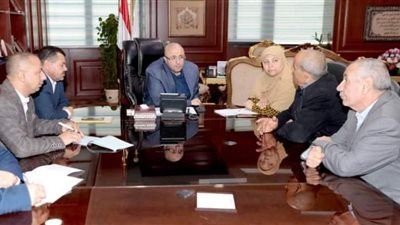 محافظ بني سويف يوجه بزيادة دعم الإنارة بالخطة القادمة بمدينة الواسطى