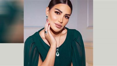 احتشام وفخامة سارة نخلة تخطف الأضواء