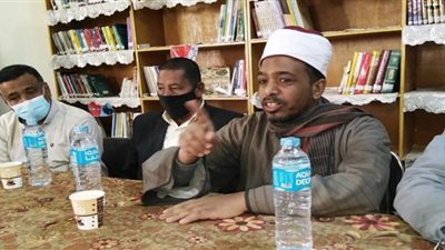قوى عاملة سوهاج تنظم 25 ندوة للتوعية بمخاطر الزواج المبكر للأطفال