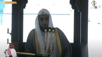 خطيب الحرم المكي: على المسلم الاجتهاد وعدم الغفلة حتى ينتهي شهر رمضان (فيديو)