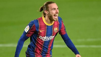 كورونا تضرب برشلونة.. تعرف على السبب