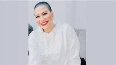 شيرين عبدالوهاب تكسب ود شرطة الموضة بعد حلاقة شعرها (تفاصيل)