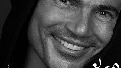 هتدلع.. صناع أغنية عمرو دياب الجديدة