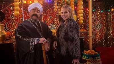 (شاهد) مهرجان المزاريطة السينمائي| أزمة بين أحمد مكي ونجيب ساويرس بسبب شيرين رضا