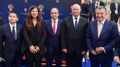 رئيس جامعة بنها يشارك في حفل تنصيب رئيس الجامعة البريطانية