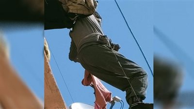 ساعة ونصف متعلق على منشر الغسيل.. شهود عيان يكشفون تفاصيل جديدة حول جريمة شبرا الخيمة
