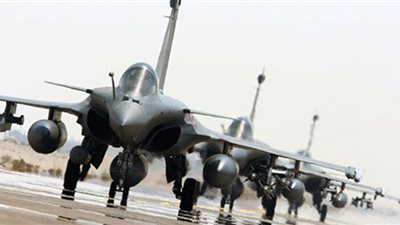 اليونان تتسلم الدفعة الأولى من طائرات 