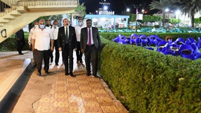 محافظ أسوان يهنئ مجلس إدارة النادى الرياضى الجديد لفوزه في الانتخابات