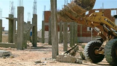 اللجان المشكلة لرصد تعديات البناء بالشرقية تنفذ إزالات فورية للمخالفات بالمراكز والمدن