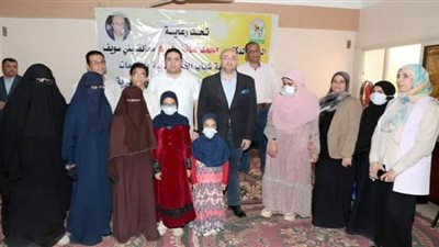 محافظ بني سويف يشهد احتفالية لتجهيز العرائس الأولى بالرعاية