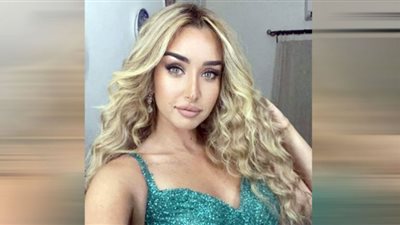 هنا الزاهد تتحدى الشتاء بهوت شورت في أحدث ظهور (صور)