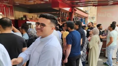 تزاحم على مطاعم الفول والطعمية بالاسماعيليه